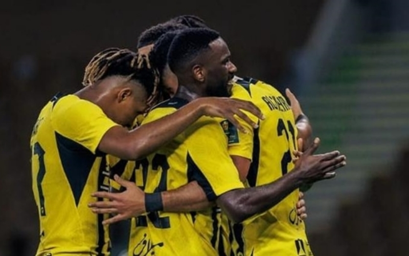 Al Ittihad - Al-Riyadh (2-1): Benzema lập công, Al Ittihad thắng nhẹ nhàng