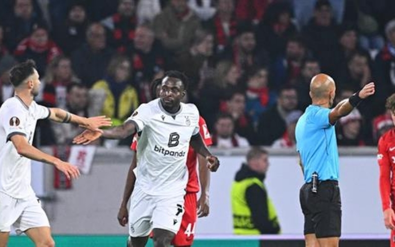 Vai trò của ban huấn luyện trong việc khắc phục