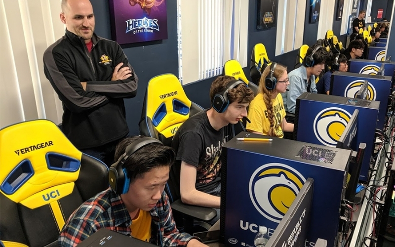 Nghề HLV Esports 2026 Khi chuyên môn hóa và khoa học thể thao lên ngôi